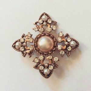 Vintage gem encrusted brooch